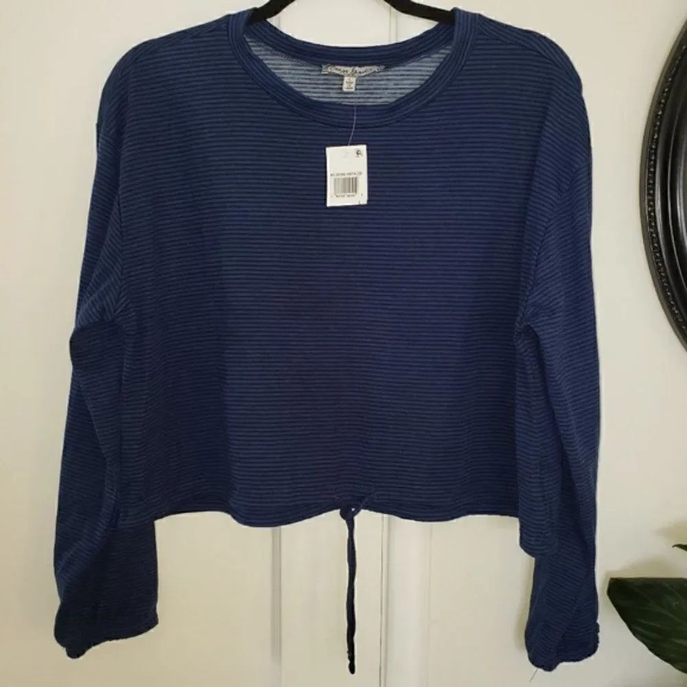 Crave Fame by Almost Famous Drawstring Pullover - Picture 3 of 6
